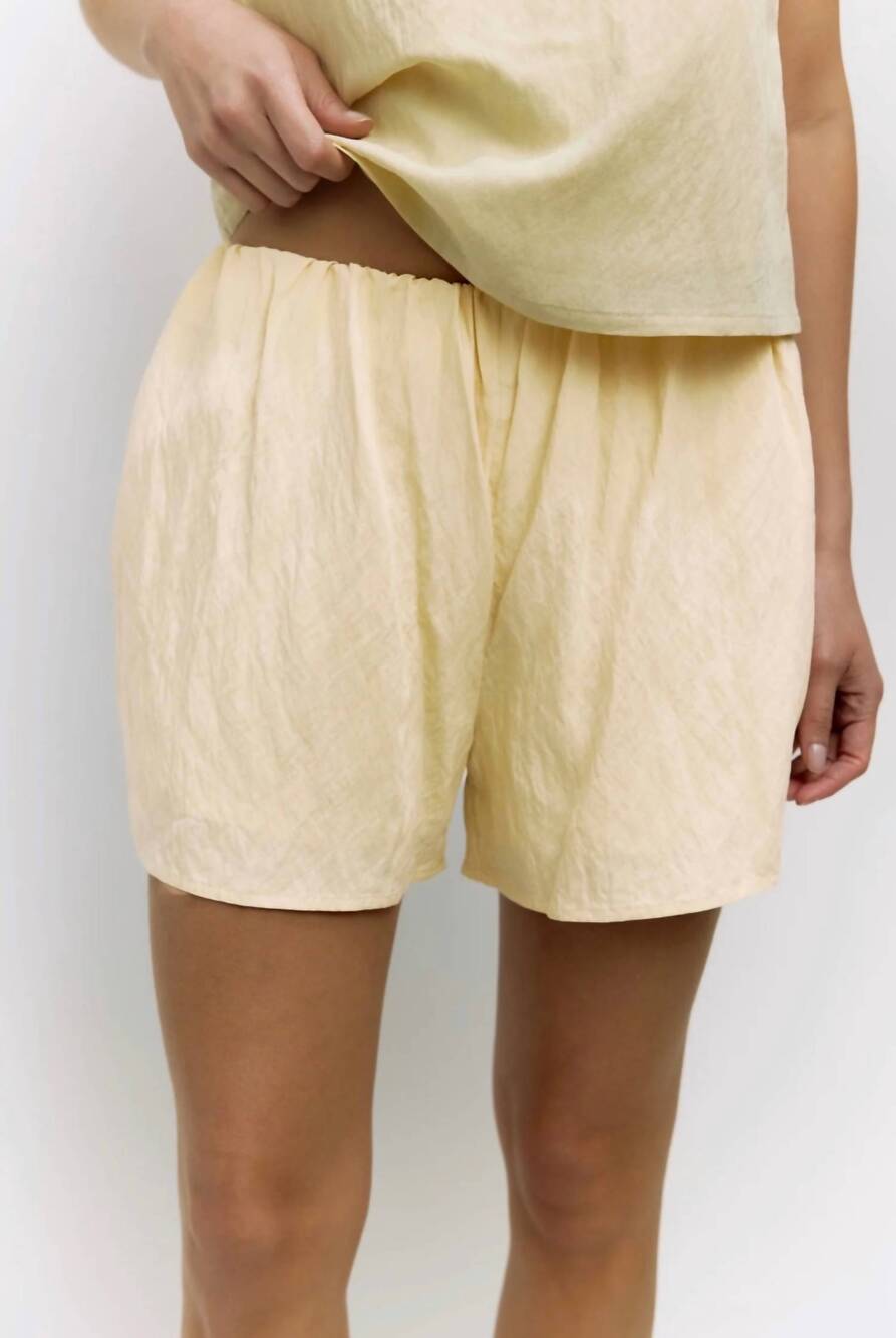 NEW MOD REF piper high rise shorts in butter yellow
